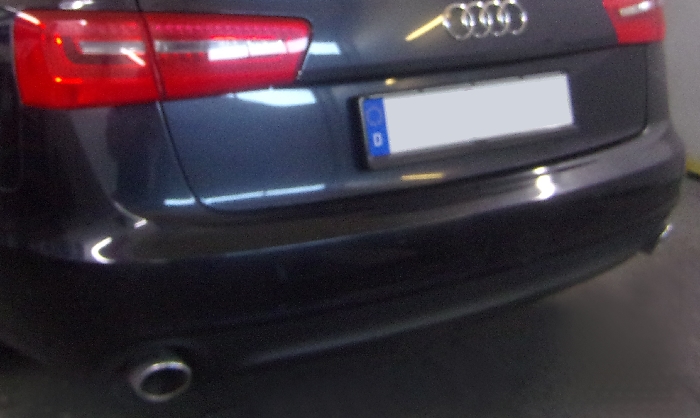 Anhängerkupplung für Audi A6 Avant 4G2/4G, C7 2011-2014 - V-abnehmbar
